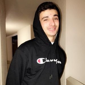 Meet your Posher, Ajay